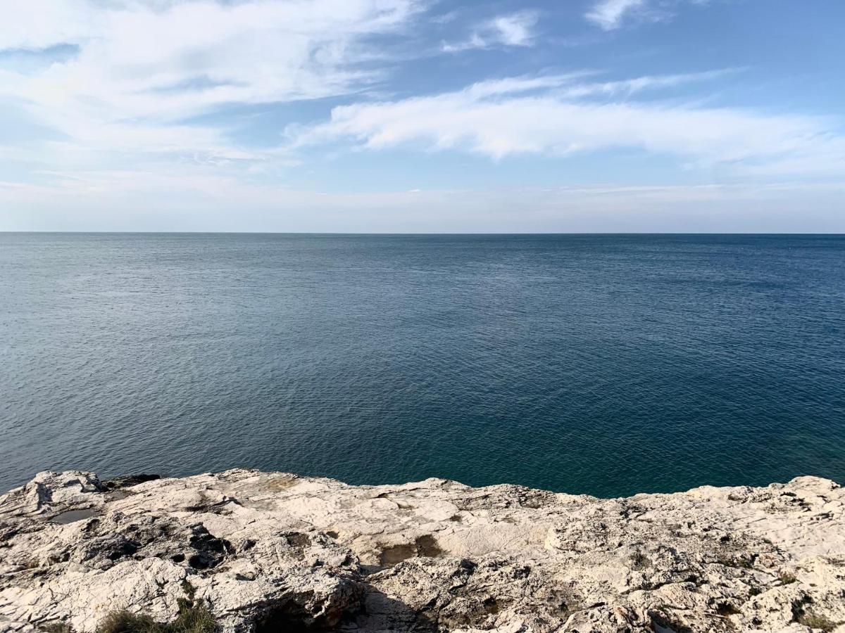 Apartman Sky Pola Esterno foto